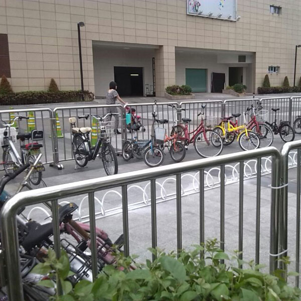 螺旋式自行車停車架質(zhì)量耐用廠家批發(fā)就上東莞新恒安交通設(shè)備